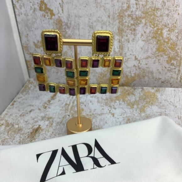 Zara Purple, Red and Green Clip  Earrings Geometric Design - Picture 3 of 6